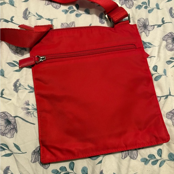 NEW PRADA NYLON MESSENGER BAG (open to offers) - Picture 3 of 4
